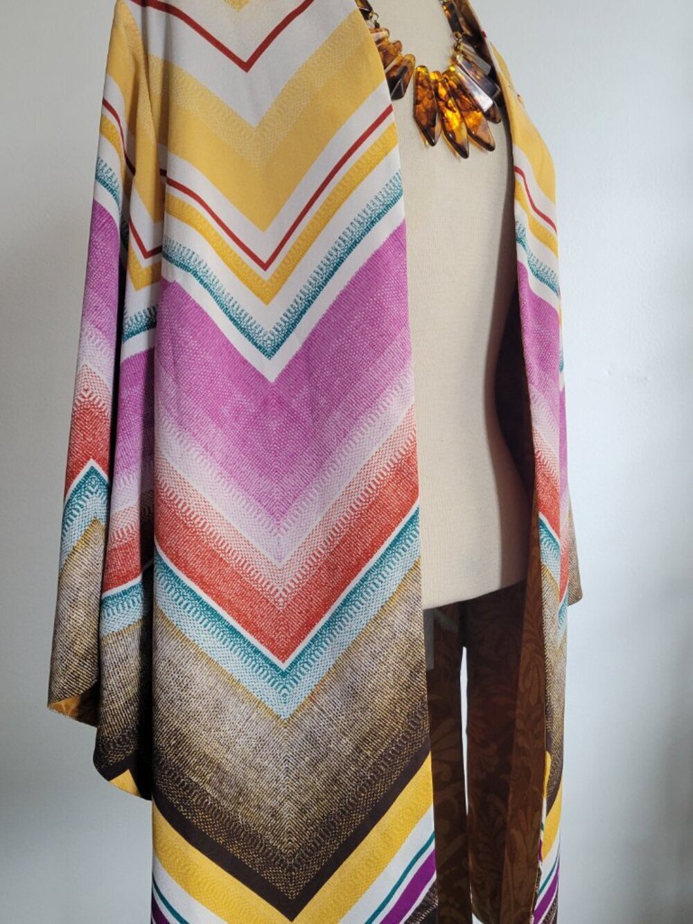 NWOT -CHICO'S Reversible Kimono Boho Shadows 3/4 Sleeves Geometric Jacket - Picture 5 of 15